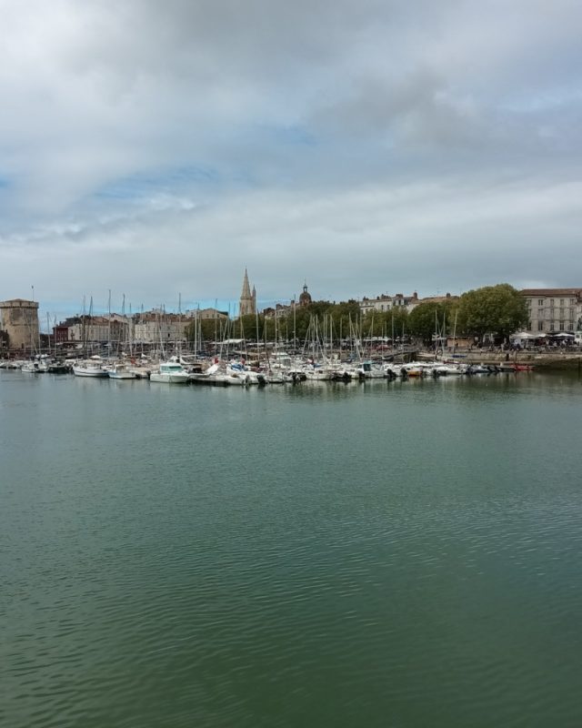 Cancers pédiatriques à La Rochelle : des parents inquiets et une mobilisation citoyenne