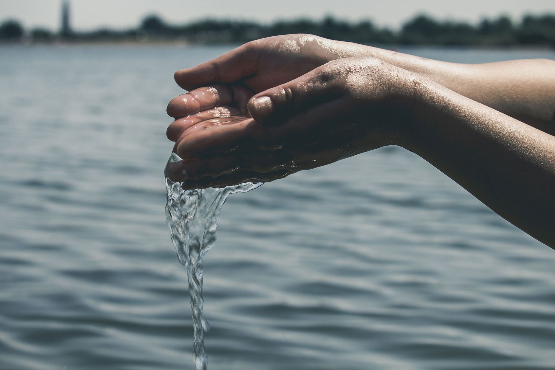 En Bretagne, l&rsquo;eau en danger : les citoyens s&rsquo;insurgent contre des décisions inquiétantes