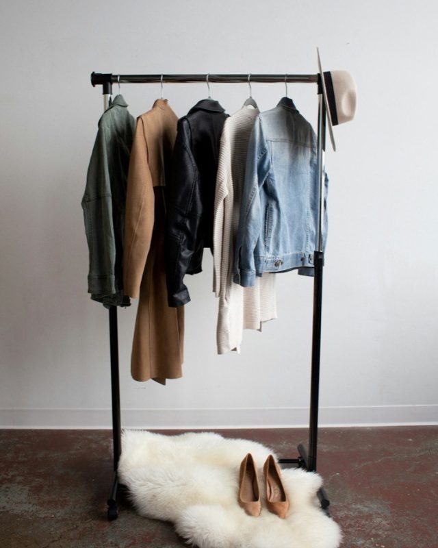 Garde-robe capsule : comment la construire sans se tromper