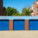Garage trop près de chez vous ? Voici comment contester légalement