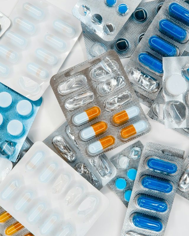 Les industriels, incapables de gérer les pénuries de médicaments ?