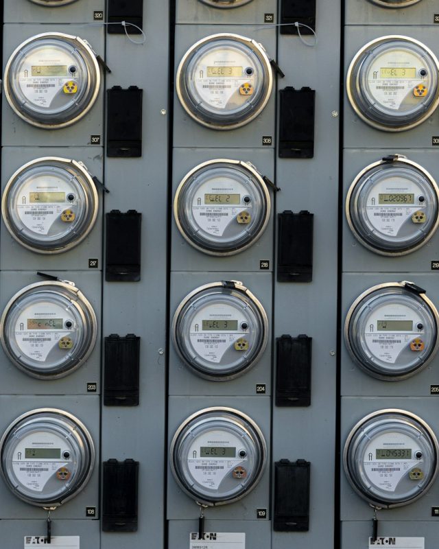 Votre facture d&rsquo;électricité gonflée par des appareils en veille ? Voici comment y remédier !