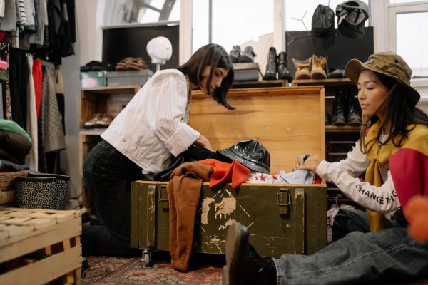 Dès maintenant, Vinted devient le sauveur inattendu des familles en difficulté