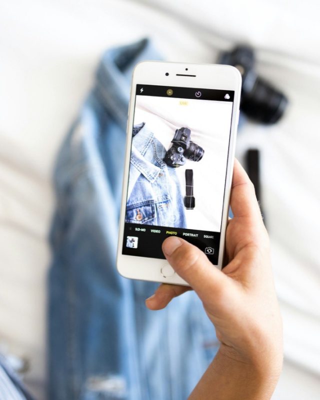 Vinted ou Vestiaire Collective pour vendre ses vêtements
